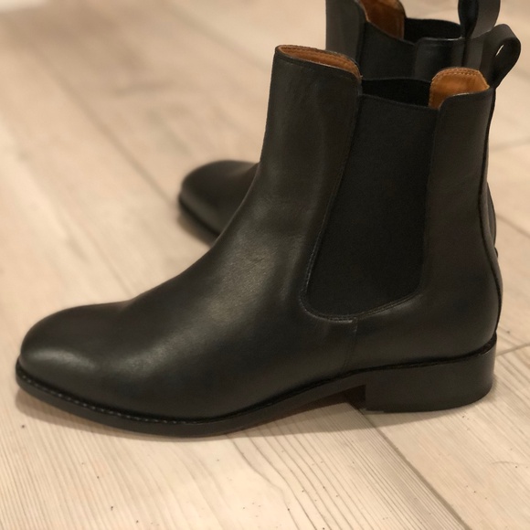 Beckett Simonon Maeve Chelsea Boots - Women's size 7 - Picture 5 of 9